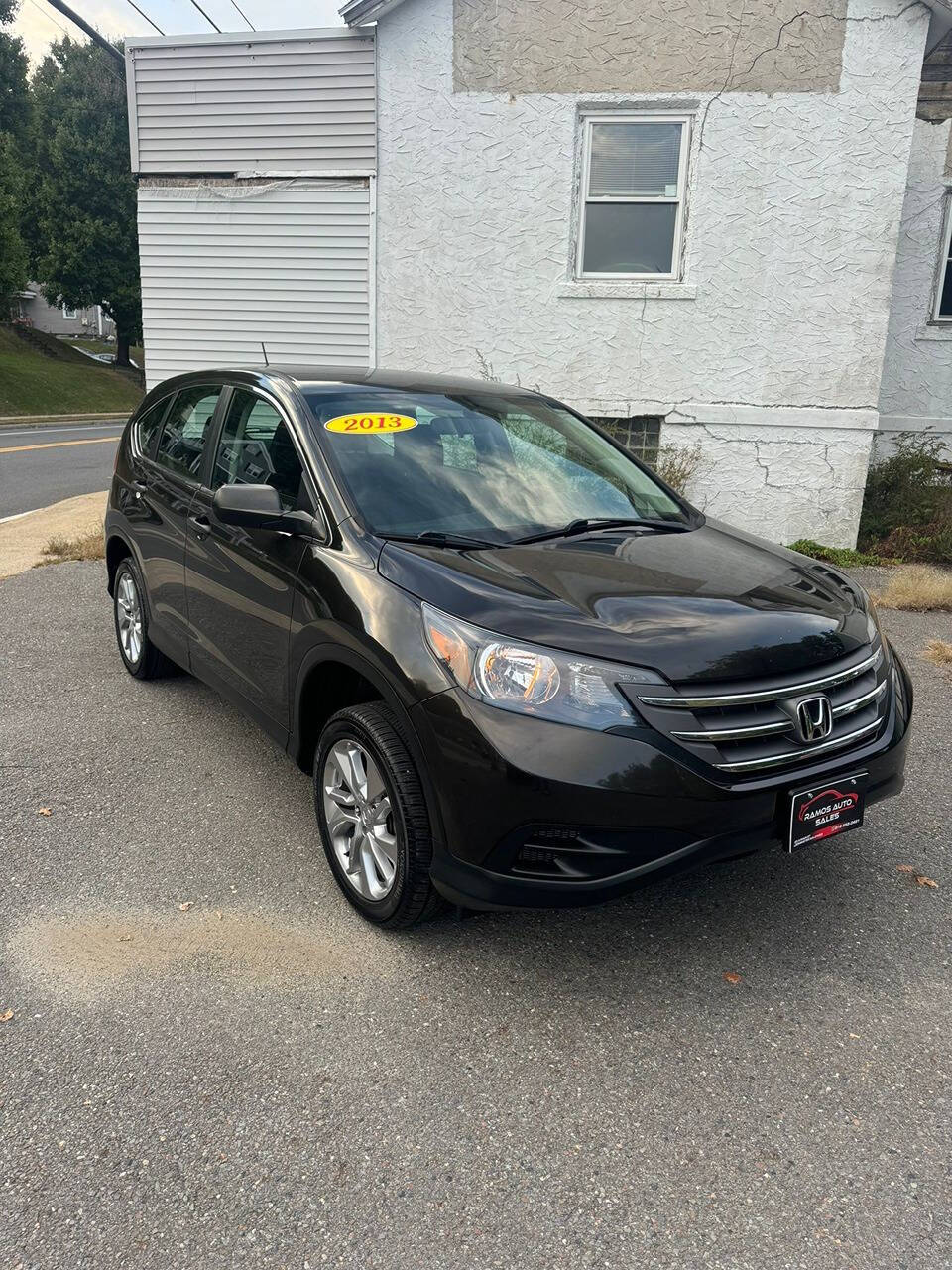 2013 Honda CR-V for sale at Ramos Auto Sales LLC in Leominster, MA