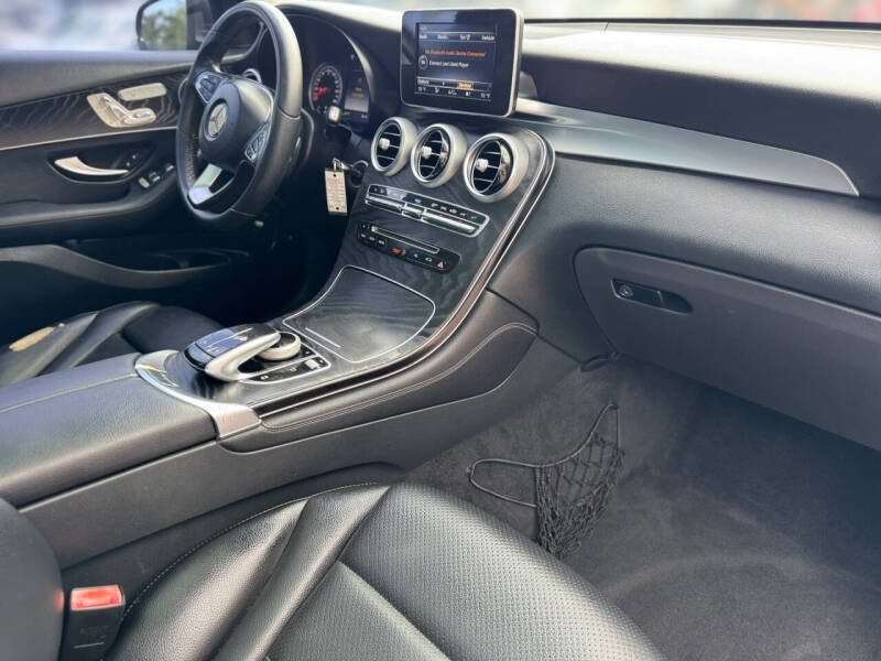 2016 Mercedes-Benz GLC GLC 300