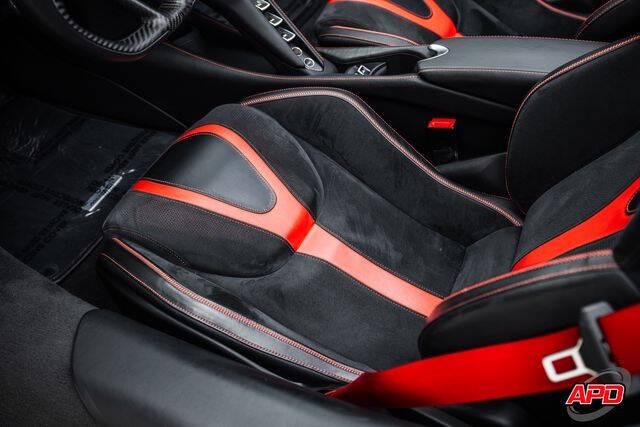 2020 McLaren 720S Spider Performance