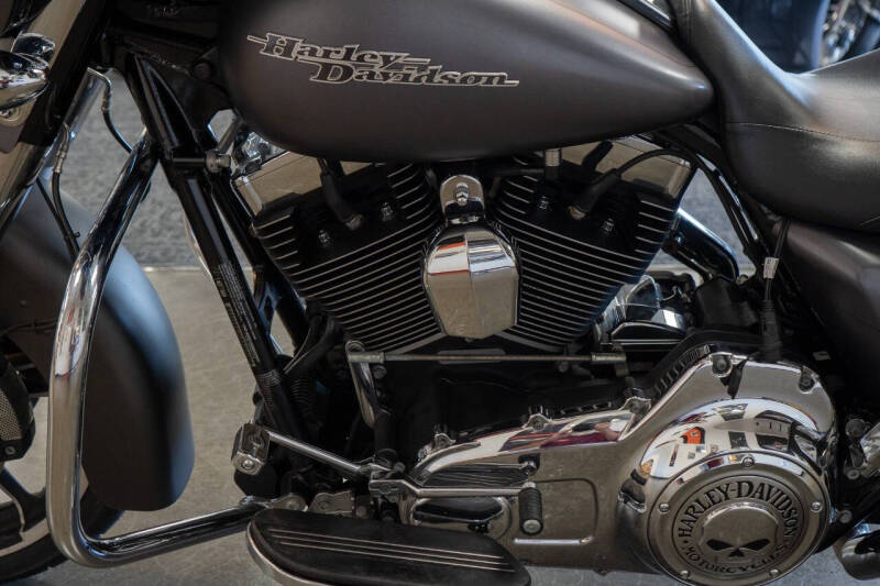 2016 Harley-Davidson Street Glide Special