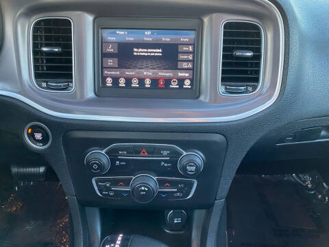 2019 Dodge Charger SXT