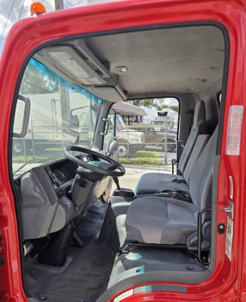 2020 Isuzu NRR