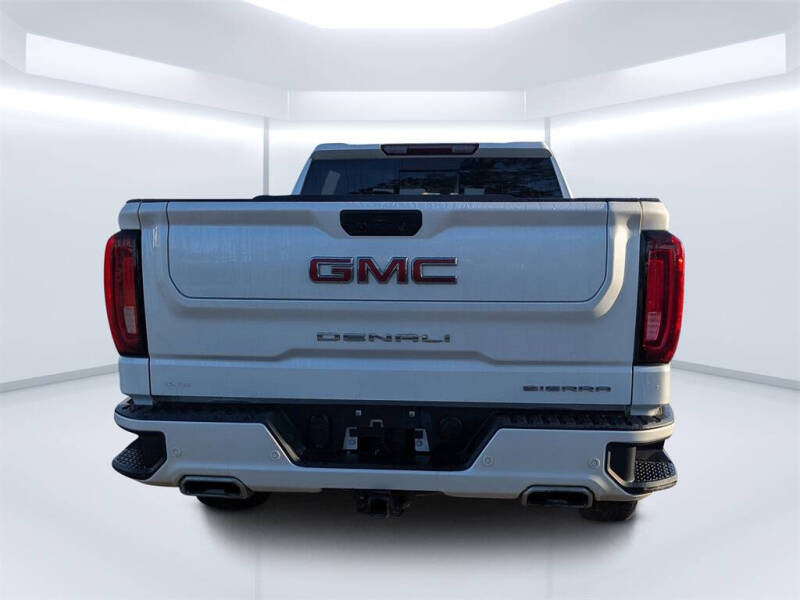2022 GMC Sierra 1500 Limited
