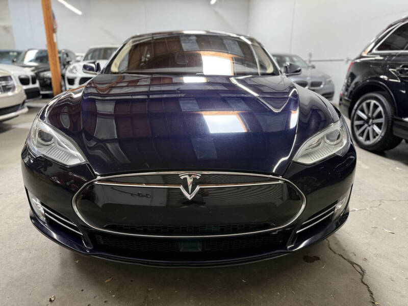 2015 Tesla Model S 85