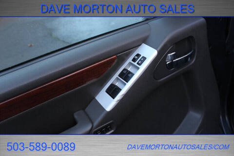 2011 Nissan Pathfinder LE