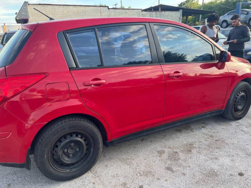 2008 Nissan Versa 1.8 S