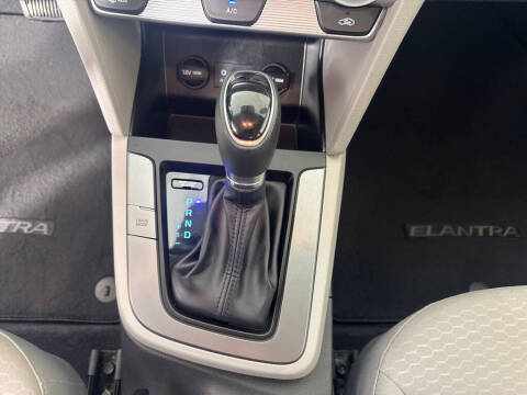 2019 Hyundai Elantra
