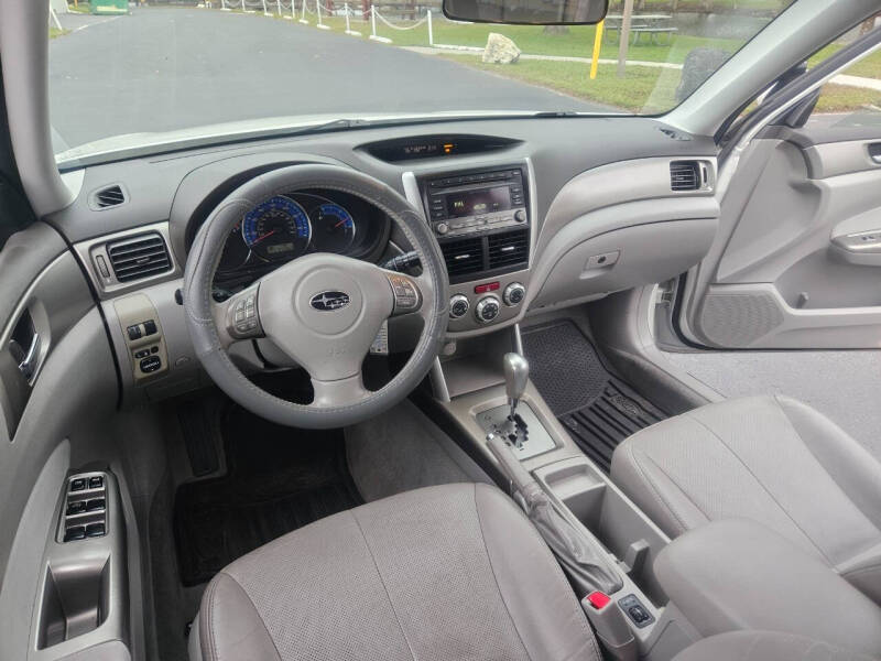 2009 Subaru Forester 2.5X Limited photo 37