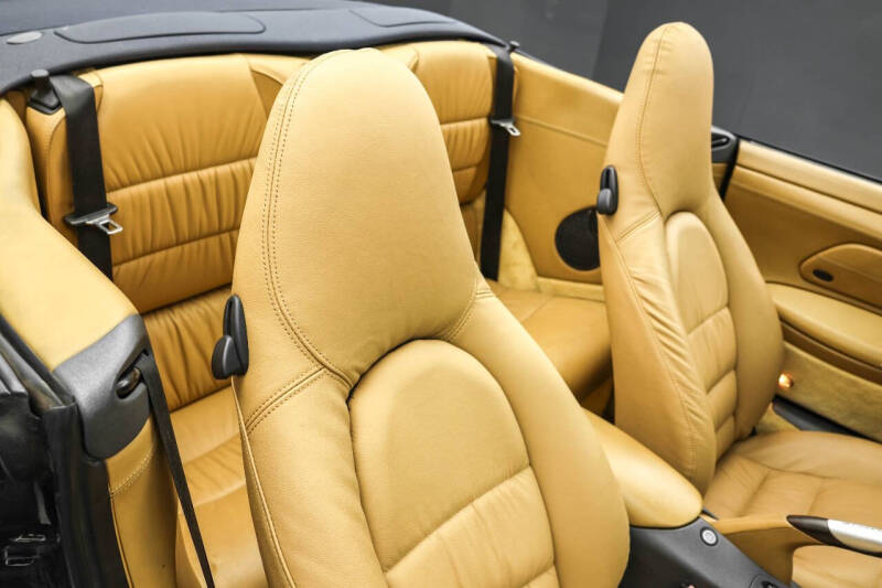 1999 Porsche 911 Carrera