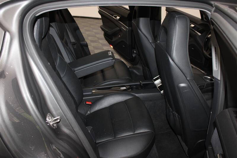2015 Porsche Panamera
