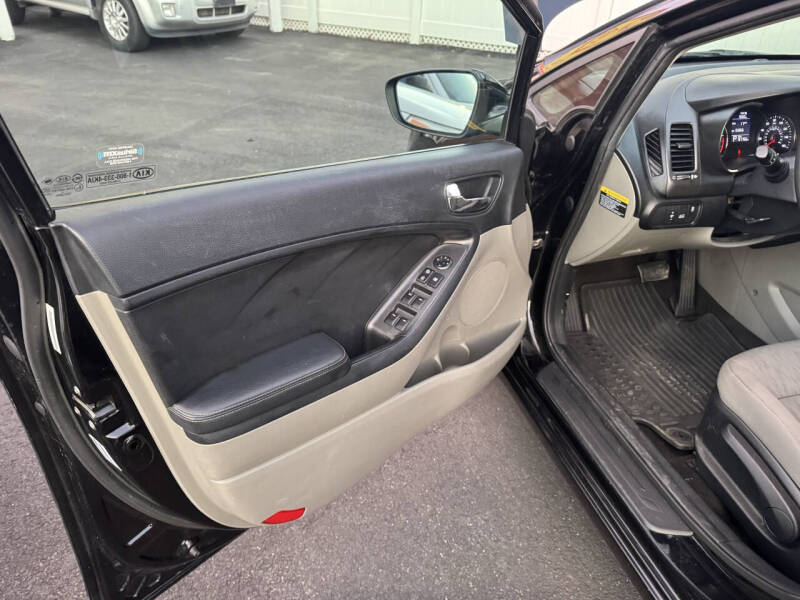 Image 5 of 2015 Kia Forte LX