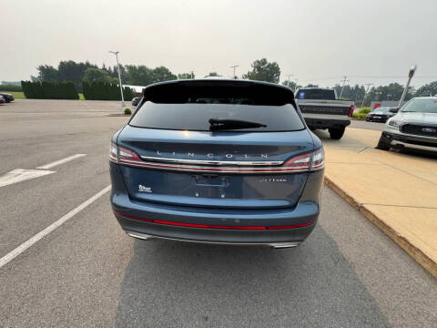 2019 Lincoln Nautilus Select