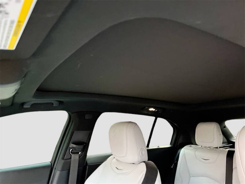 2025 Cadillac XT4 Sport