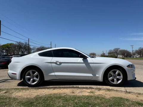 2019 Ford Mustang EcoBoost