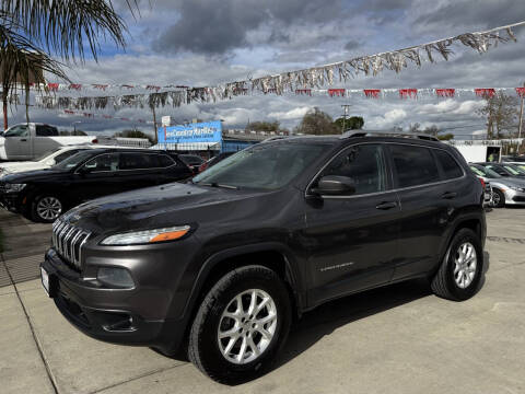 2014 Jeep Cherokee for sale at Fat City Auto Sales in Stockton CA