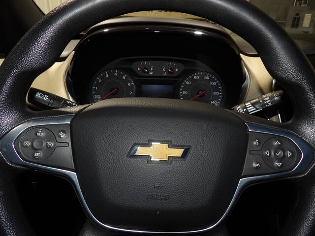 2022 Chevrolet Traverse LS