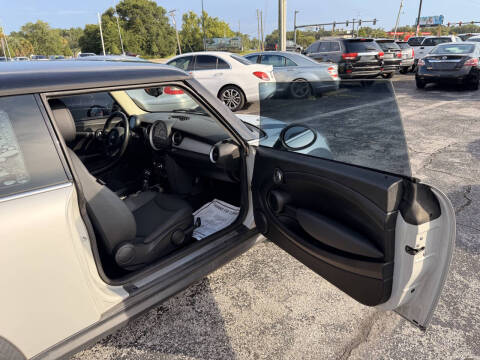 2013 MINI Hardtop Cooper