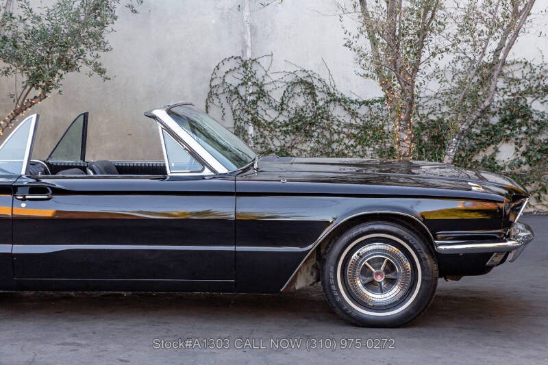 1966 Ford Thunderbird