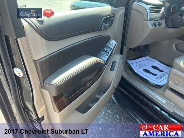 2017 Chevrolet Suburban LT