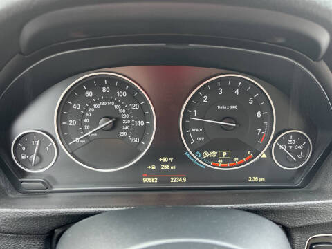 2015 BMW 3 Series 320i xDrive