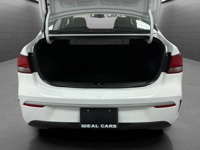 2022 Kia Rio S
