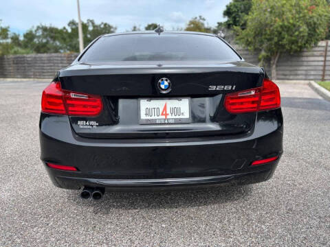 2013 BMW 3 Series 328i