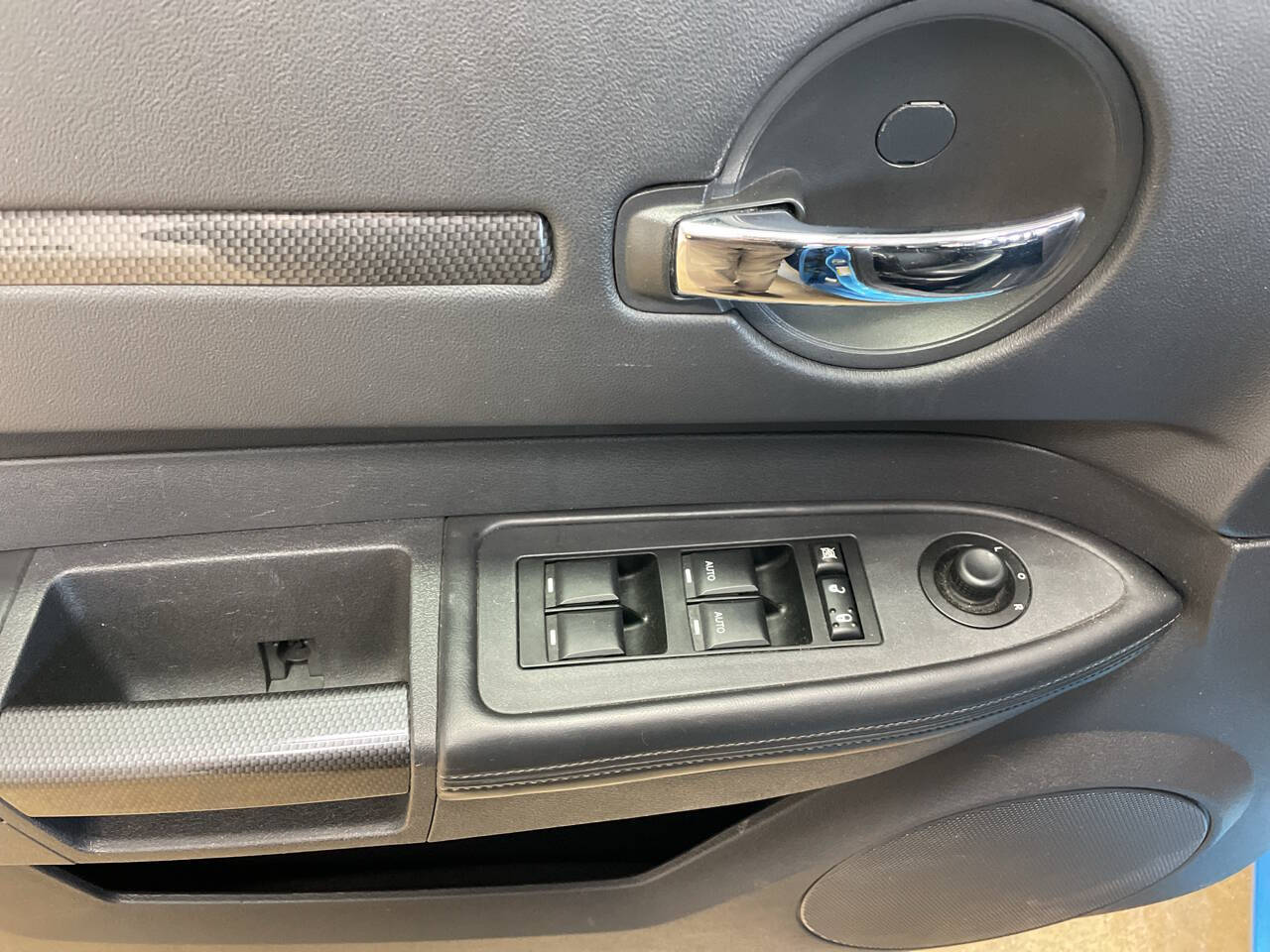 2008 Dodge Charger 21