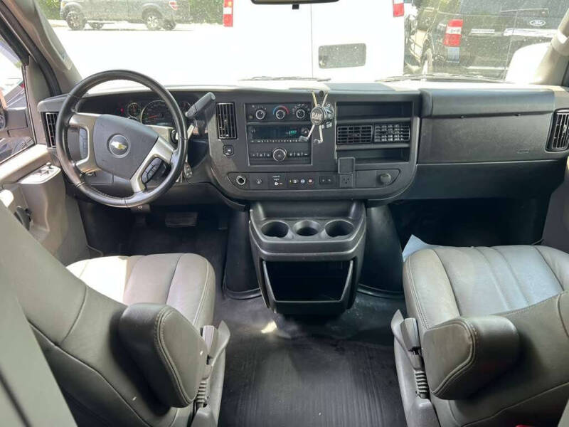 2019 Chevrolet Express 2500