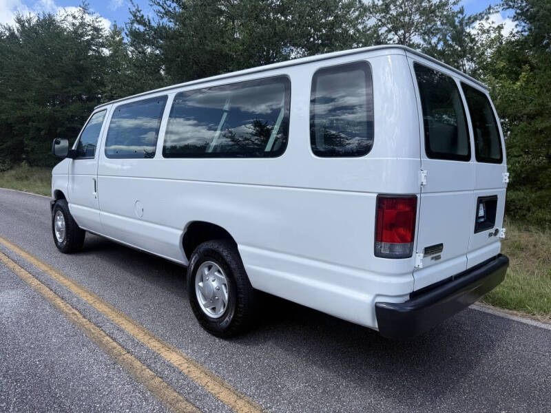 2013 Ford E-Series E-350 SD XL