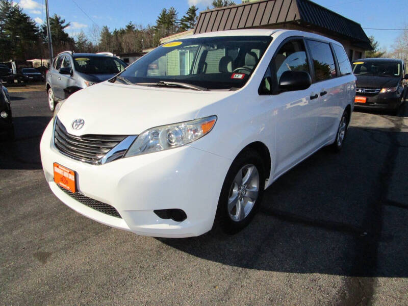 2017 Toyota Sienna L 7-Passenger