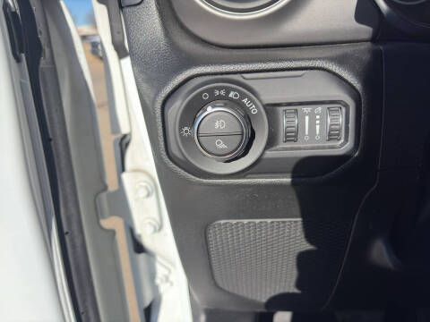 2022 Jeep Gladiator Sport