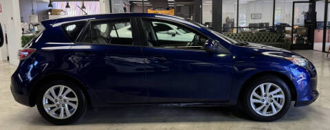 2012 Mazda MAZDA3 i Grand Touring