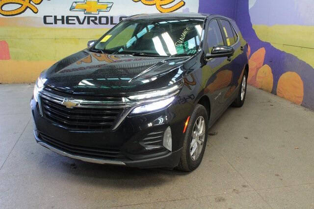 Used 2022 Chevrolet Equinox LT with VIN 3GNAXTEVXNL133629 for sale in Grand Ledge, MI