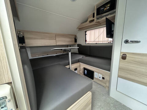 2025 nuCamp RV TAB 320 S