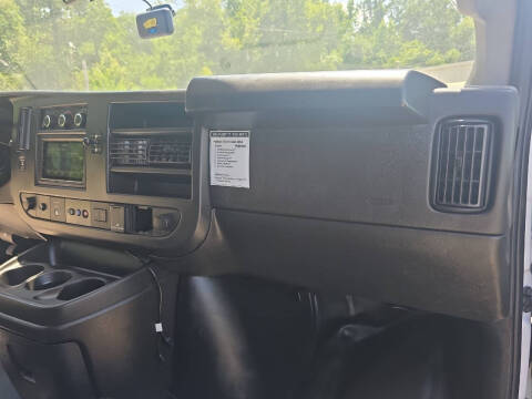 2024 Chevrolet Express 2500