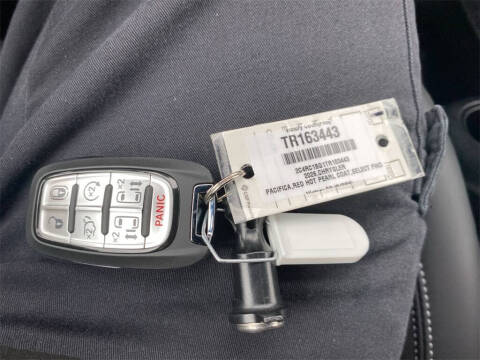 2026 Chrysler Pacifica Select