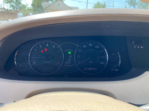 2010 Toyota Avalon XLS