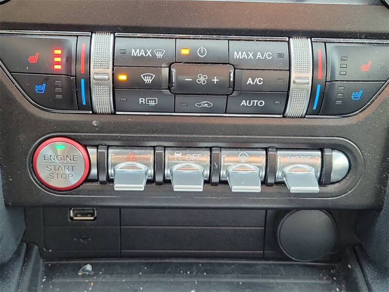 2022 Ford Mustang EcoBoost Premium