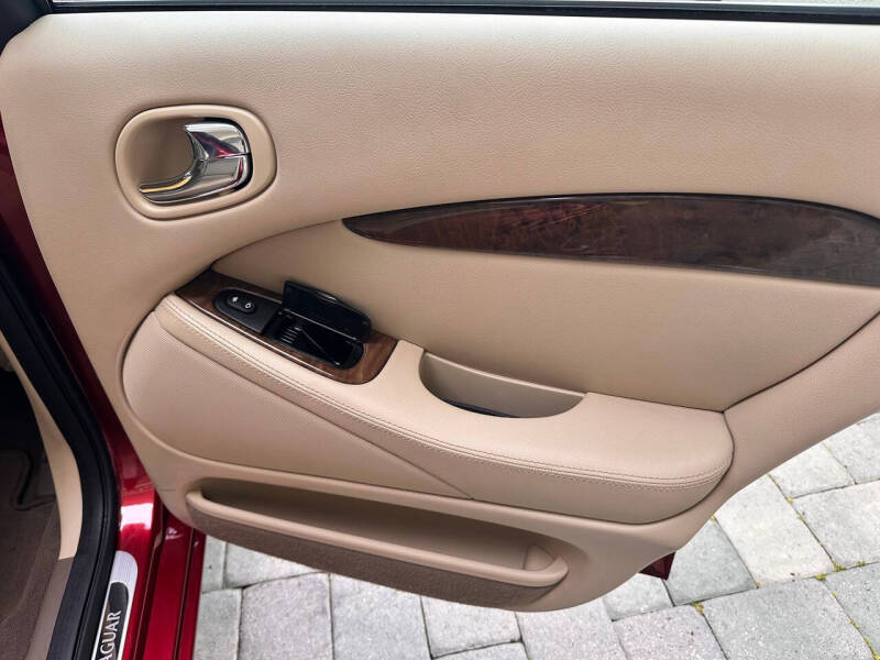 2005 Jaguar S-Type 4.2