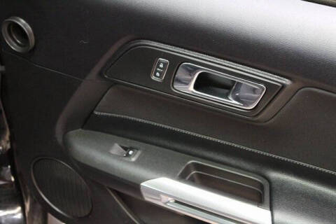 2017 Ford Mustang V6