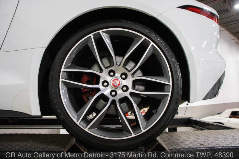 2018 Jaguar F-TYPE R-Dynamic