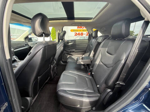 2017 Ford Edge Titanium