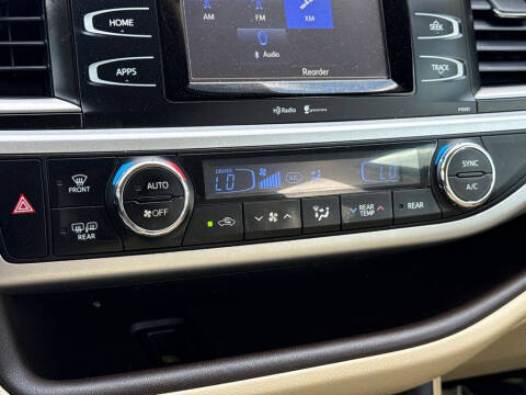 2014 Toyota Highlander LE Plus