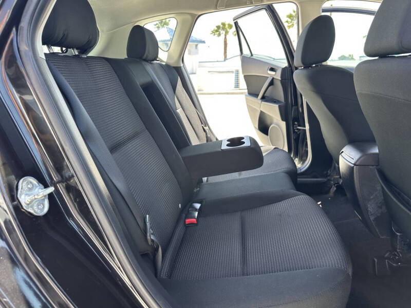 2013 Mazda MAZDA3 i Touring