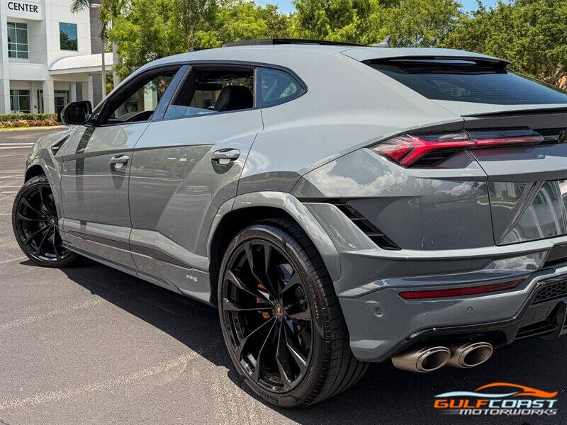 2024 Lamborghini Urus S
