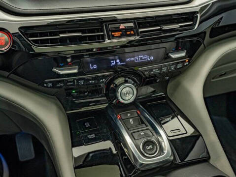 2022 Acura MDX w/Tech