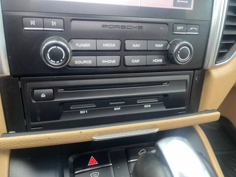 2017 Porsche Macan S