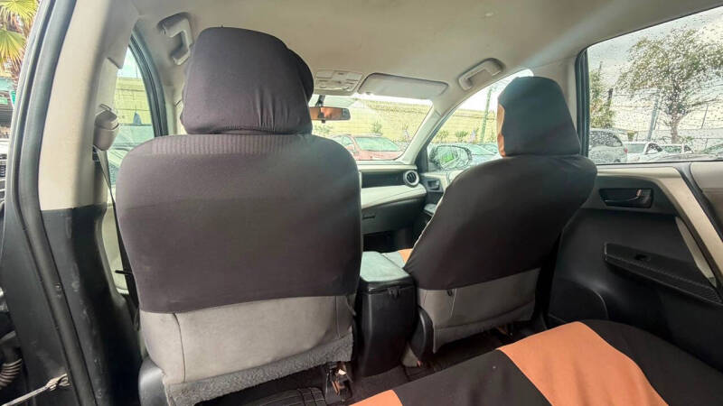 2013 Toyota RAV4 LE