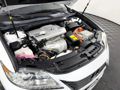 2014 Lexus ES 300h
