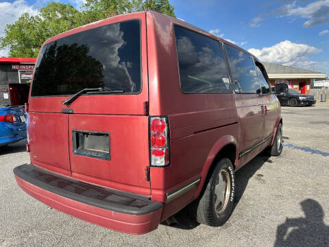 1995 Chevrolet Astro LT